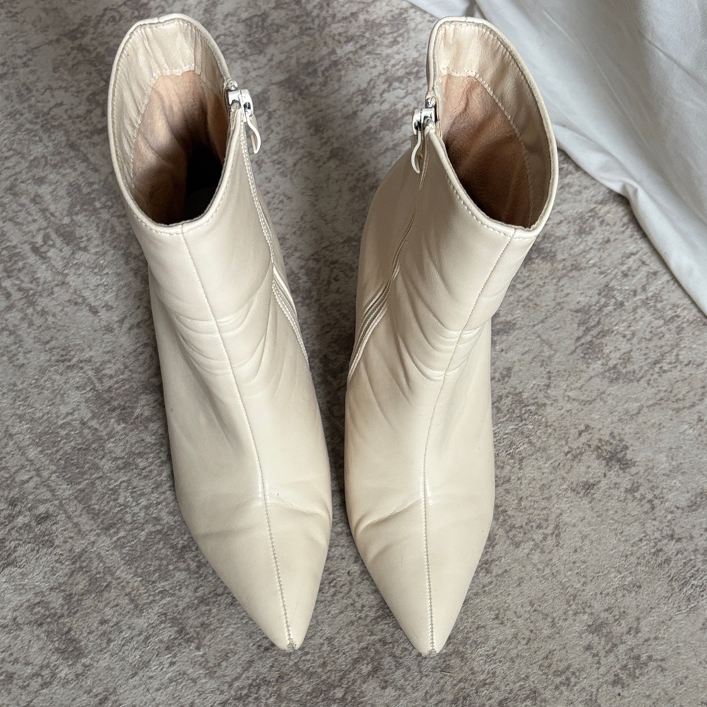 Beige/ Cream Booties